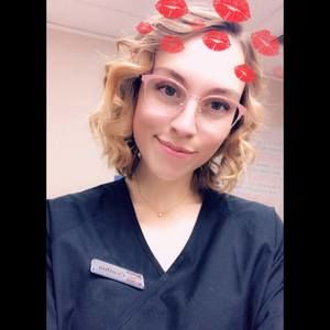 Meet your Posher, Cynthia